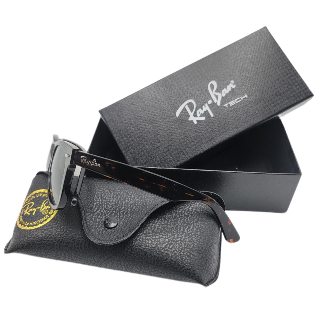 The Bag Couture Sunglasses Ray Ban Wayfarer Sunglasses BRGR